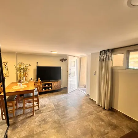 Entela Kalivia (Thasos)