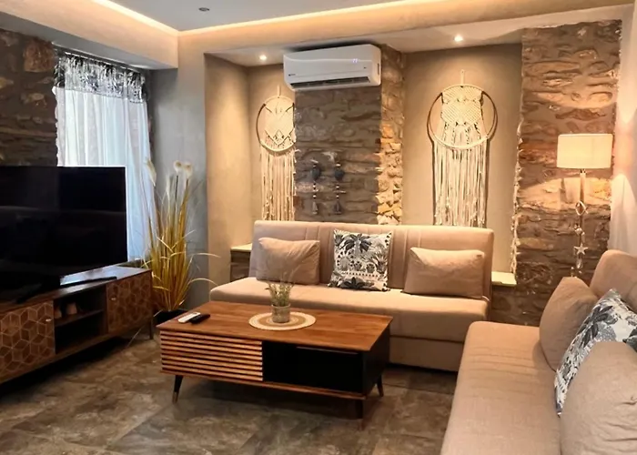 Entela Daire Kalivia (Thasos)